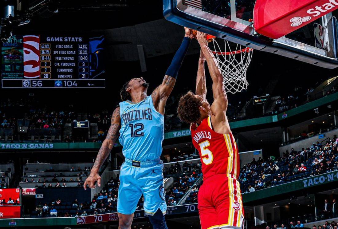 kaiyunapp-转折点巴黎圣日耳曼强势反弹,NBA季后赛窗口期攻防权衡,悬念犹存,年轻球员得到机会的简单介绍